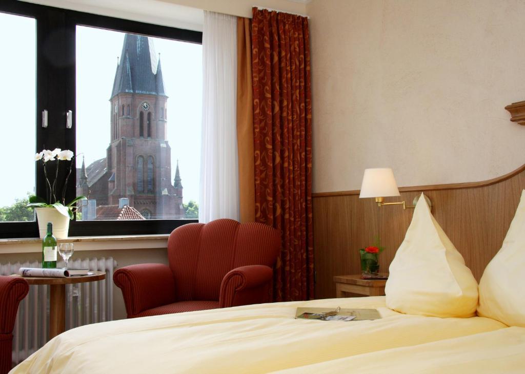 Altes Gasthaus Kuhr - Hotel & Restaurant Papenburg Habitación foto